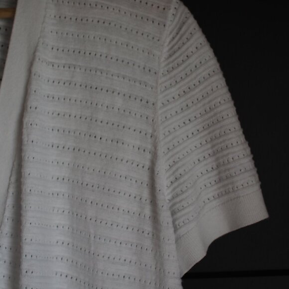 Northern Reflections | White Short Sleeve Knit Shrug - Picture 3 of 4